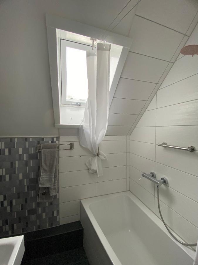 Kleine-Radoase, Ruhiges Oekologisch Renoviertes Doppelzimmer Weilburg Exterior foto
