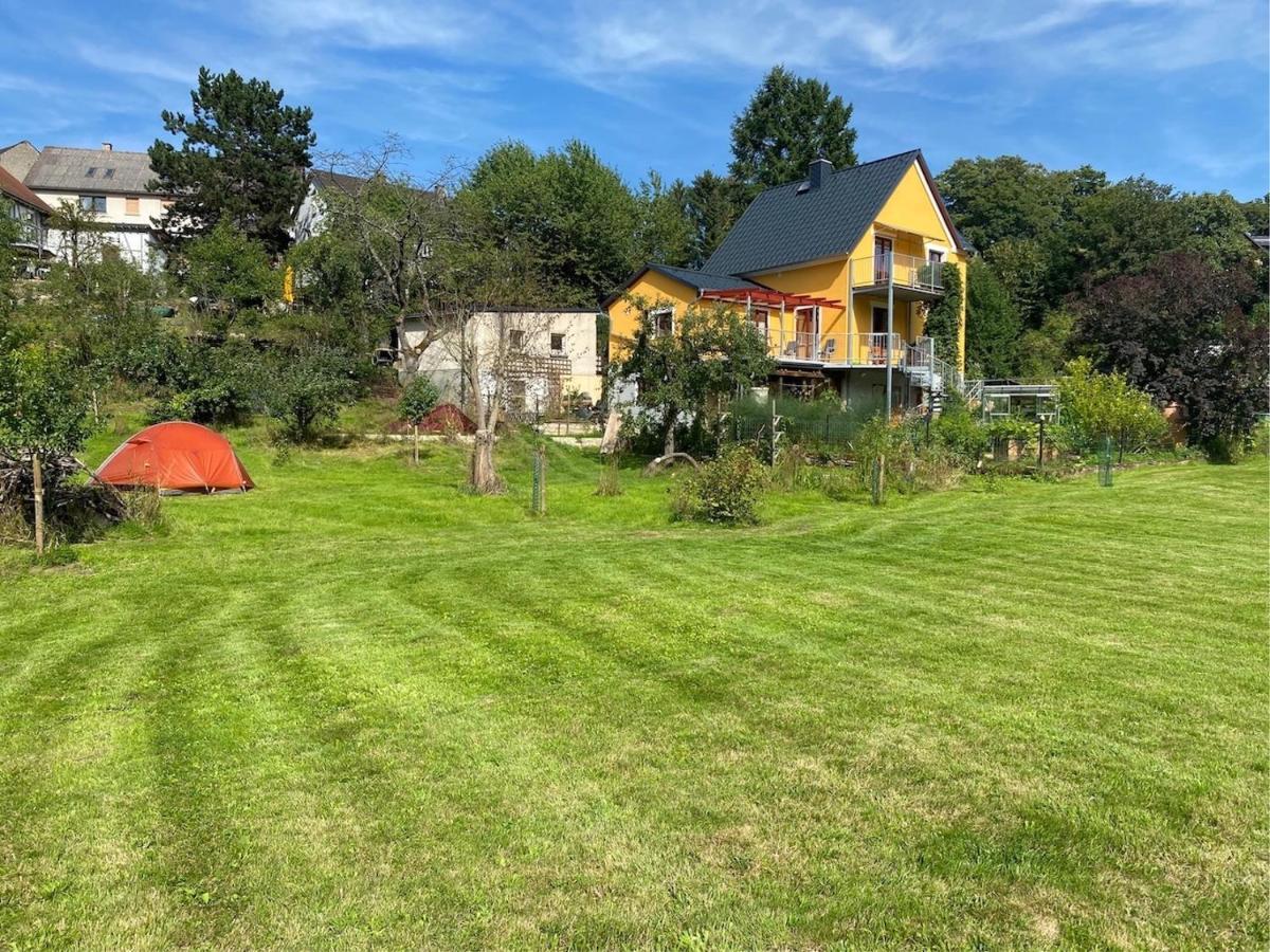 Kleine-Radoase, Ruhiges Oekologisch Renoviertes Doppelzimmer Weilburg Exterior foto